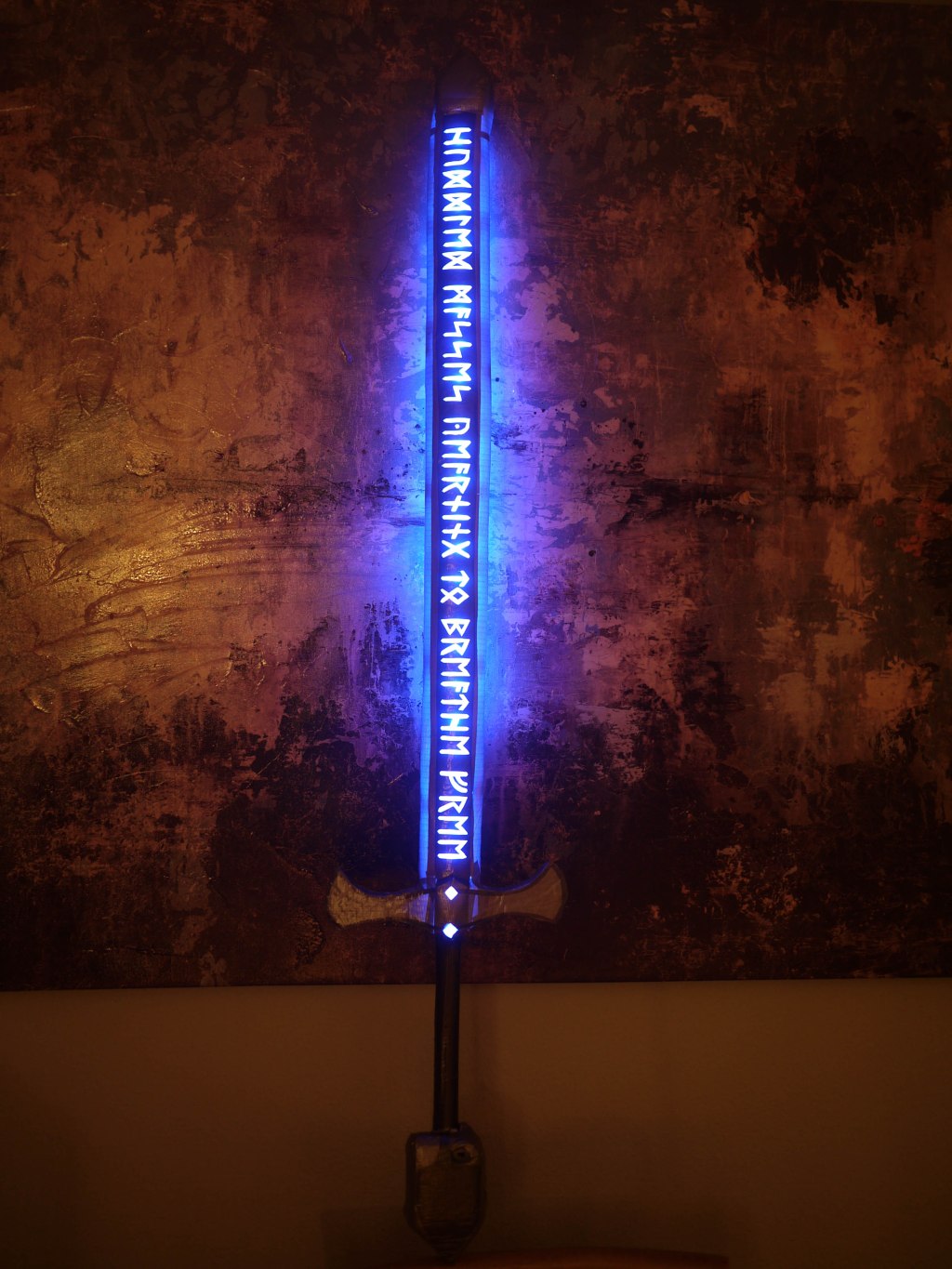 Luminescent Rune Blade